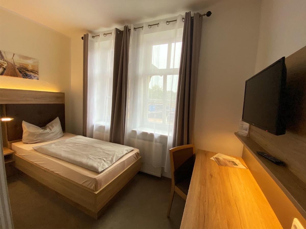 Single Room,1152769203:JPEG