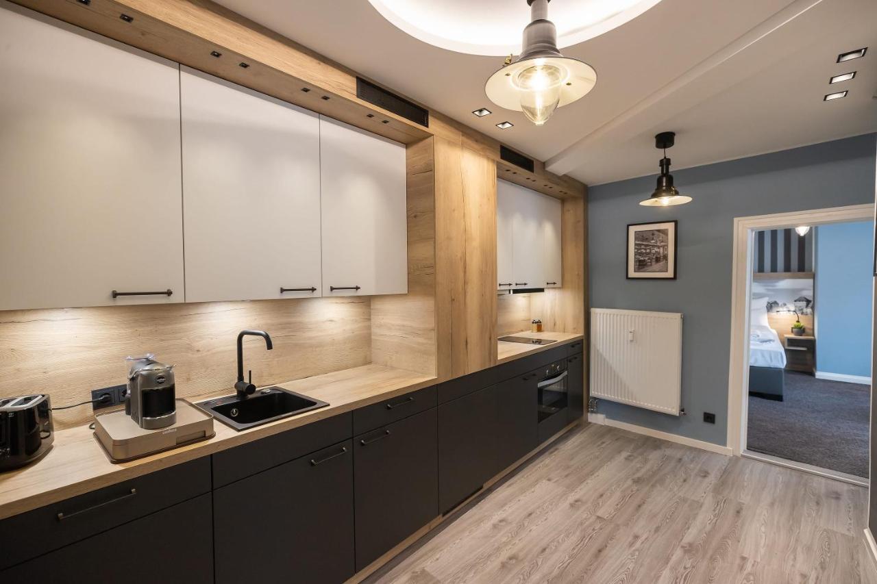 Superior Studio