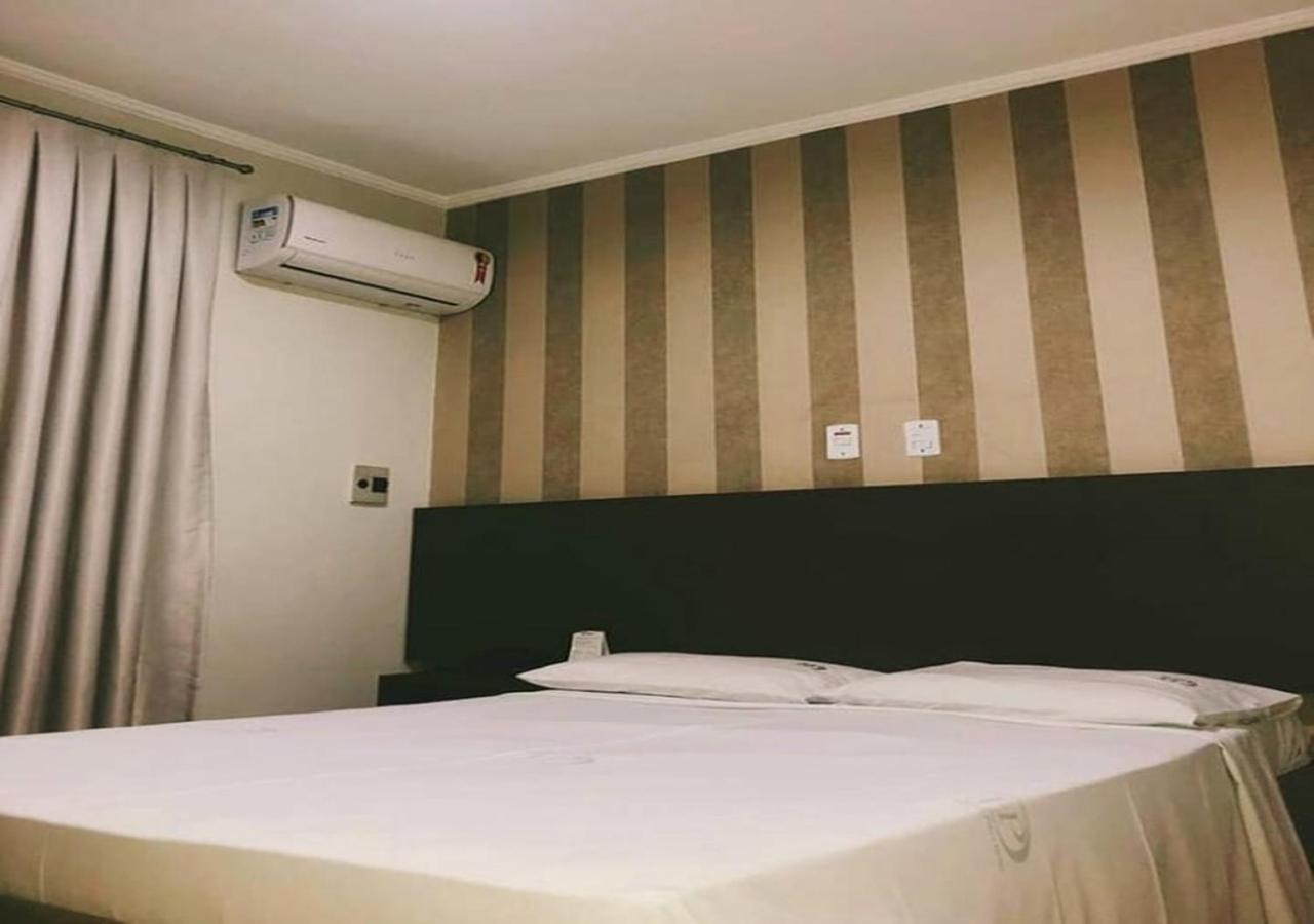 Quarto Luxo Casal