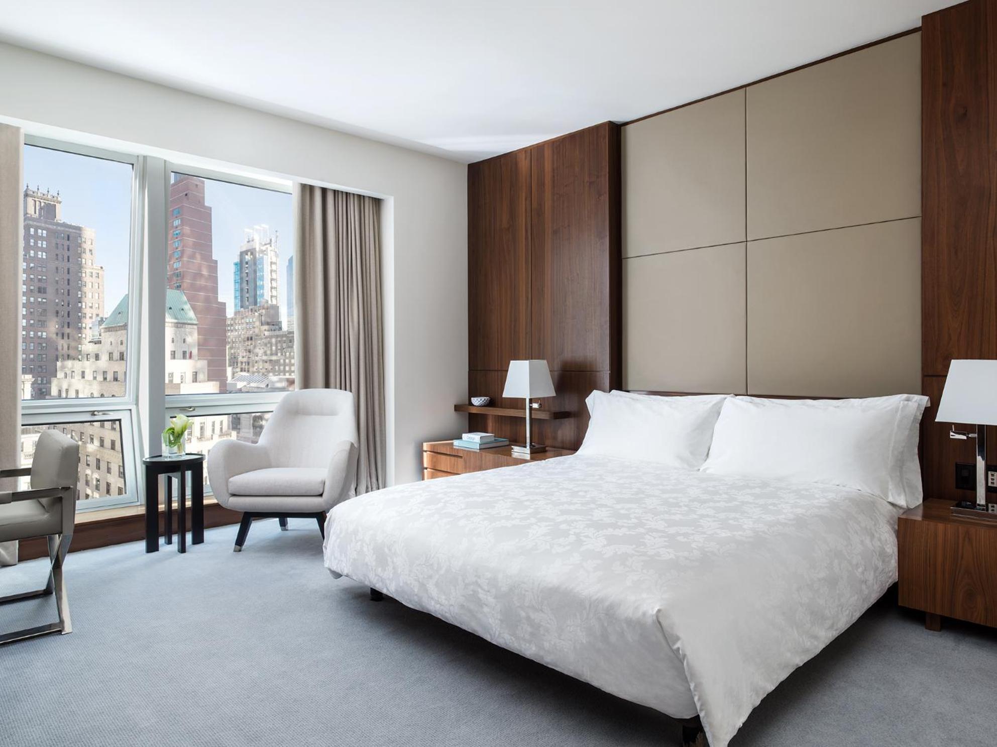 Deluxe Room with King Bed,1153805265:JPEG