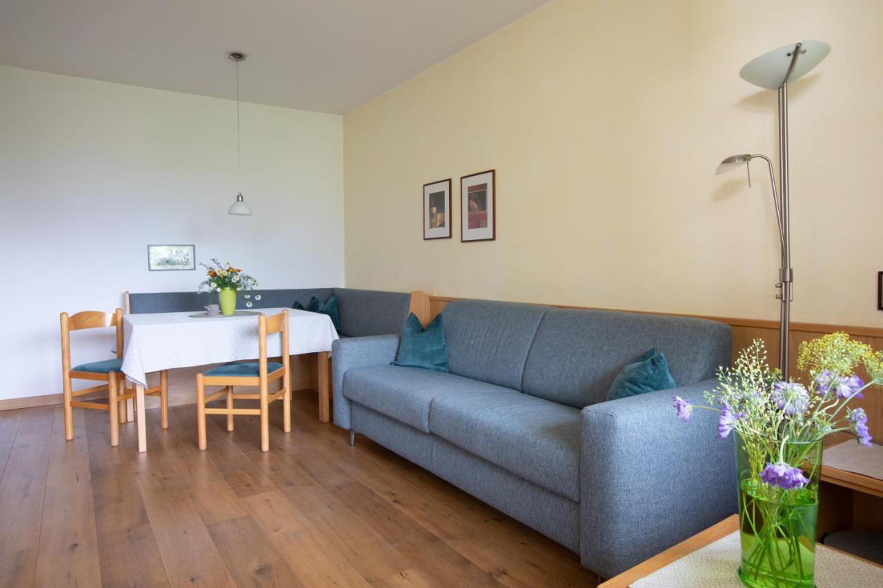 Two-Bedroom Apartment,1154330880:JPEG
