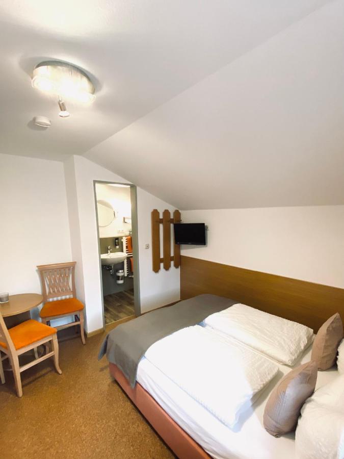 Small Double Room,1154649234:JPEG