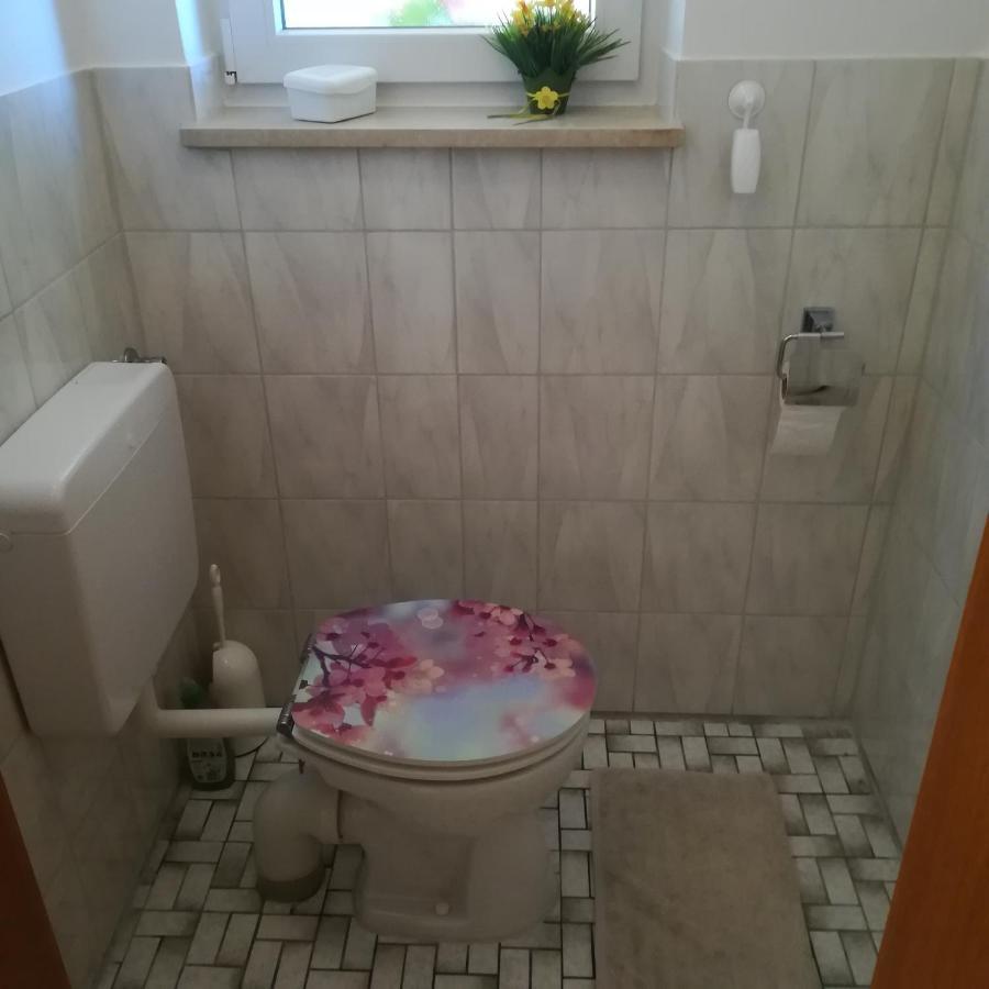 Single Room Shower,326775082:JPEG
