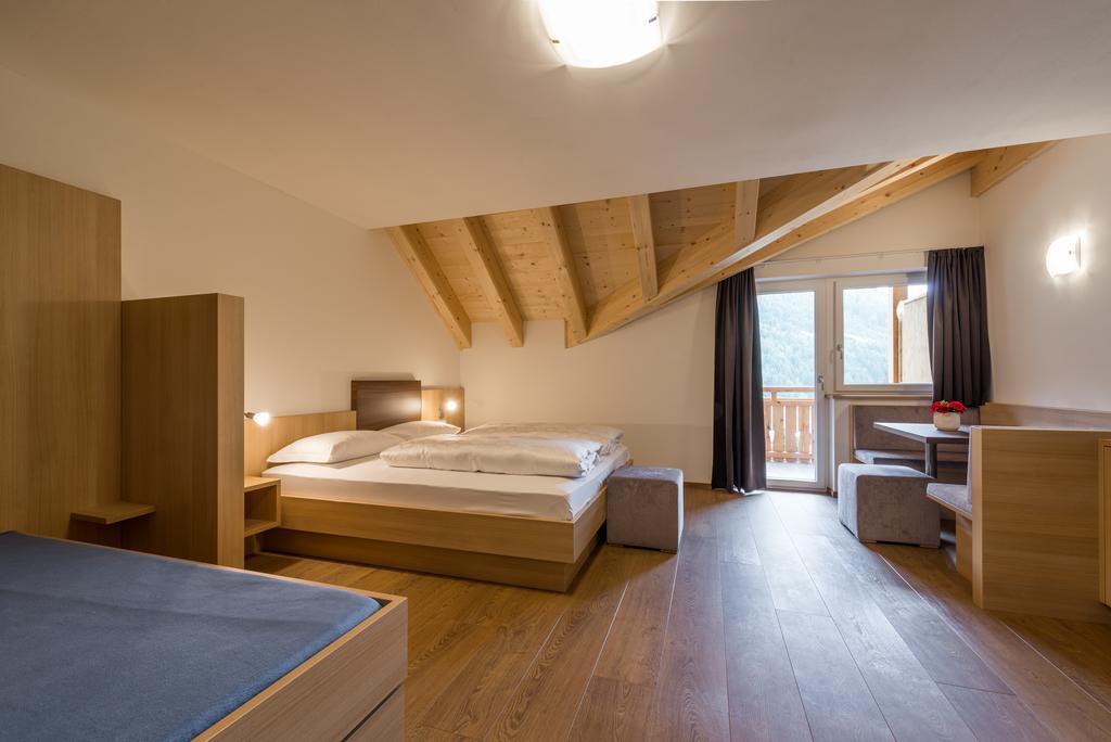 Superior Triple Room,323972383:JPEG