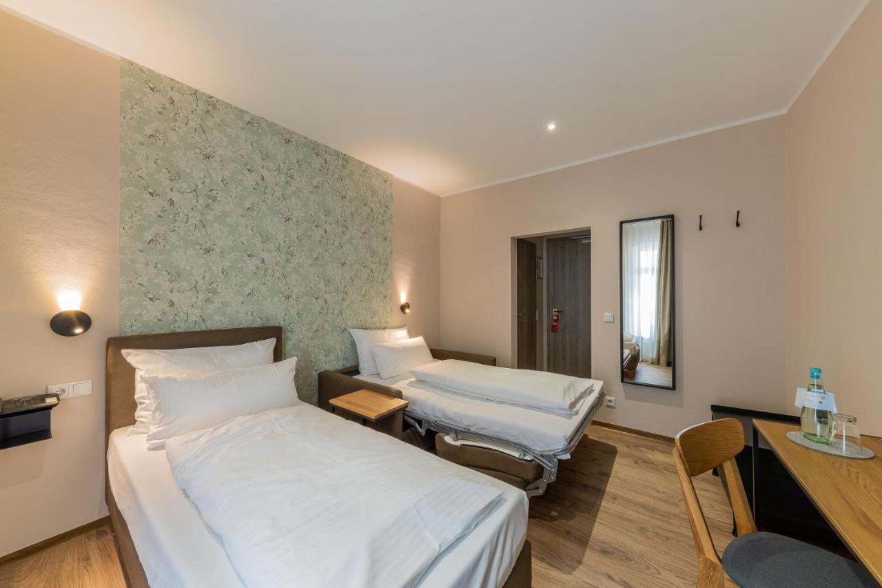 Large Single Room,1155173028:JPEG