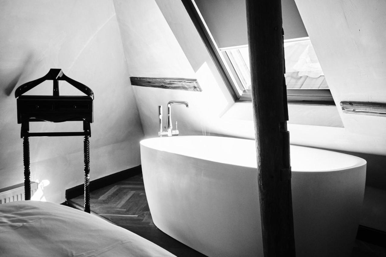 Attic Suite,1155286410:JPEG