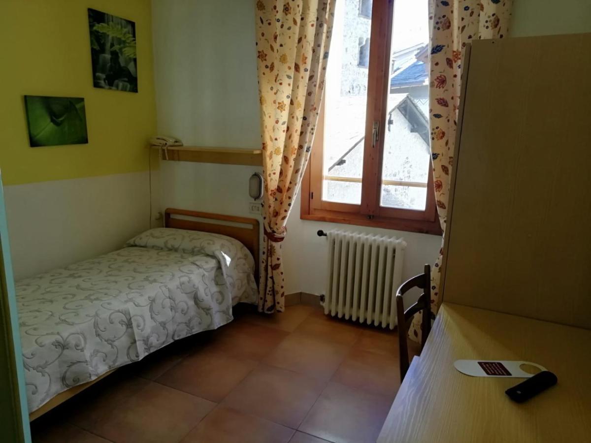 Single Room,1621428997:JPEG