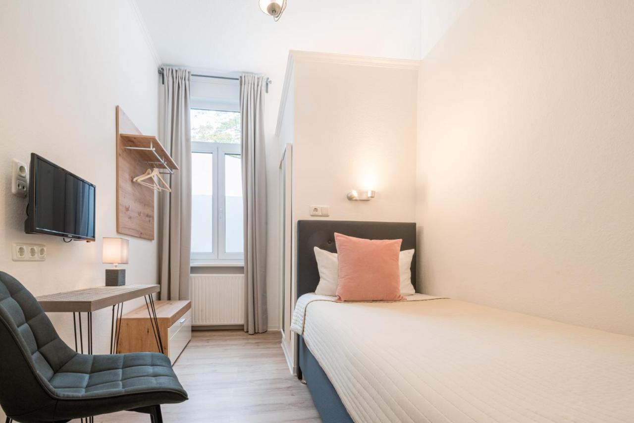 Single Room,1156211220:JPEG