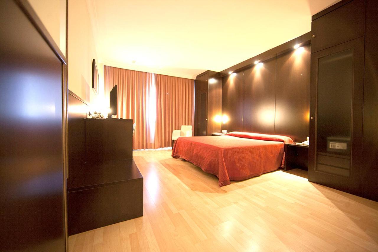 King Room,1260671695:JPEG
