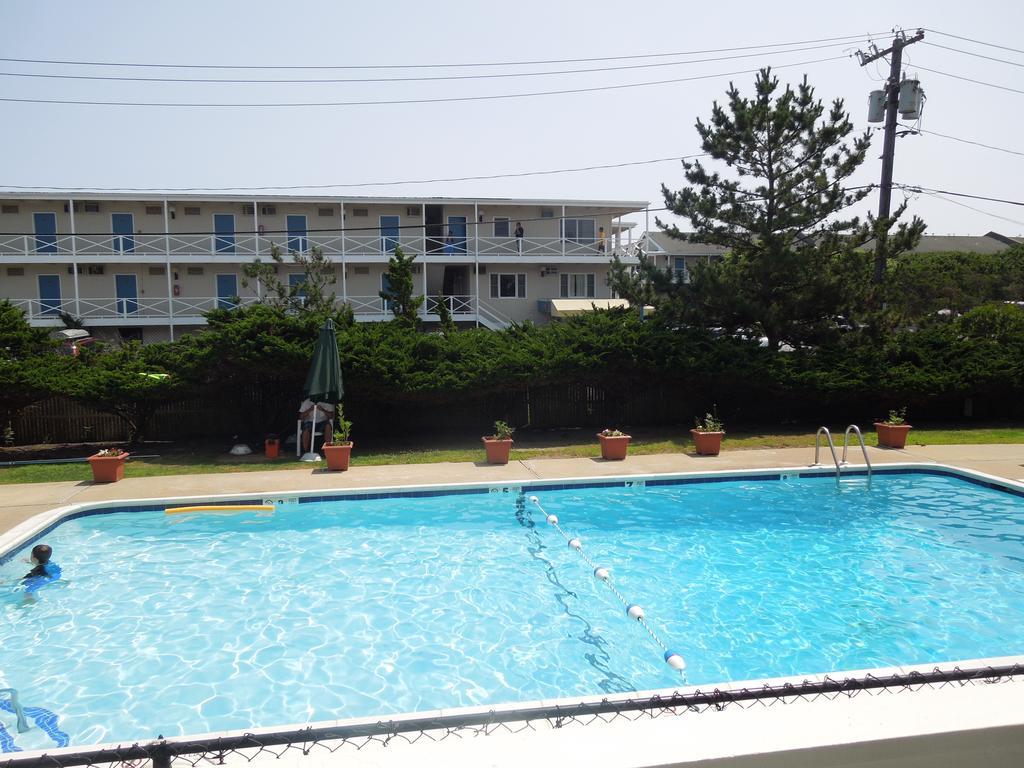 One Bedroom Suite Pool View Only