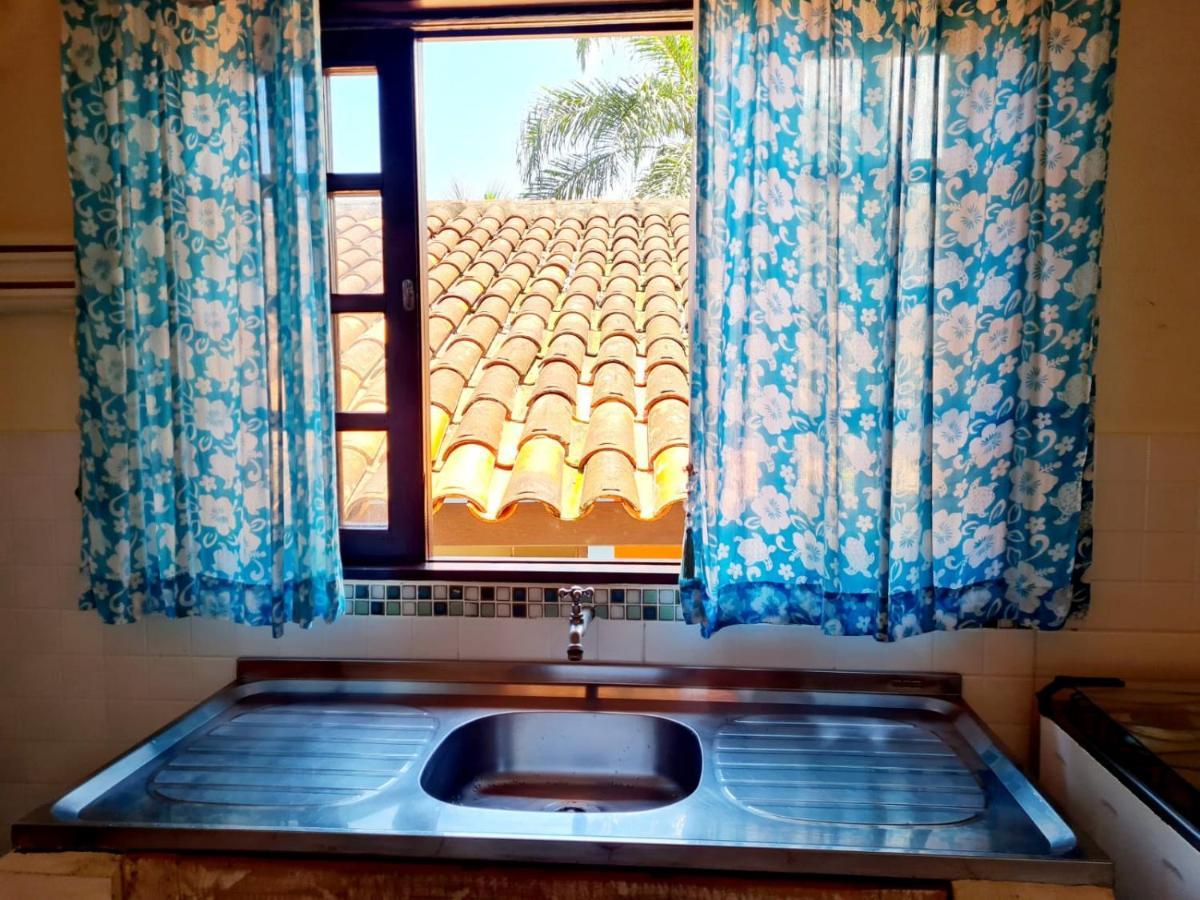 Quintuple Room Air-Conditioning