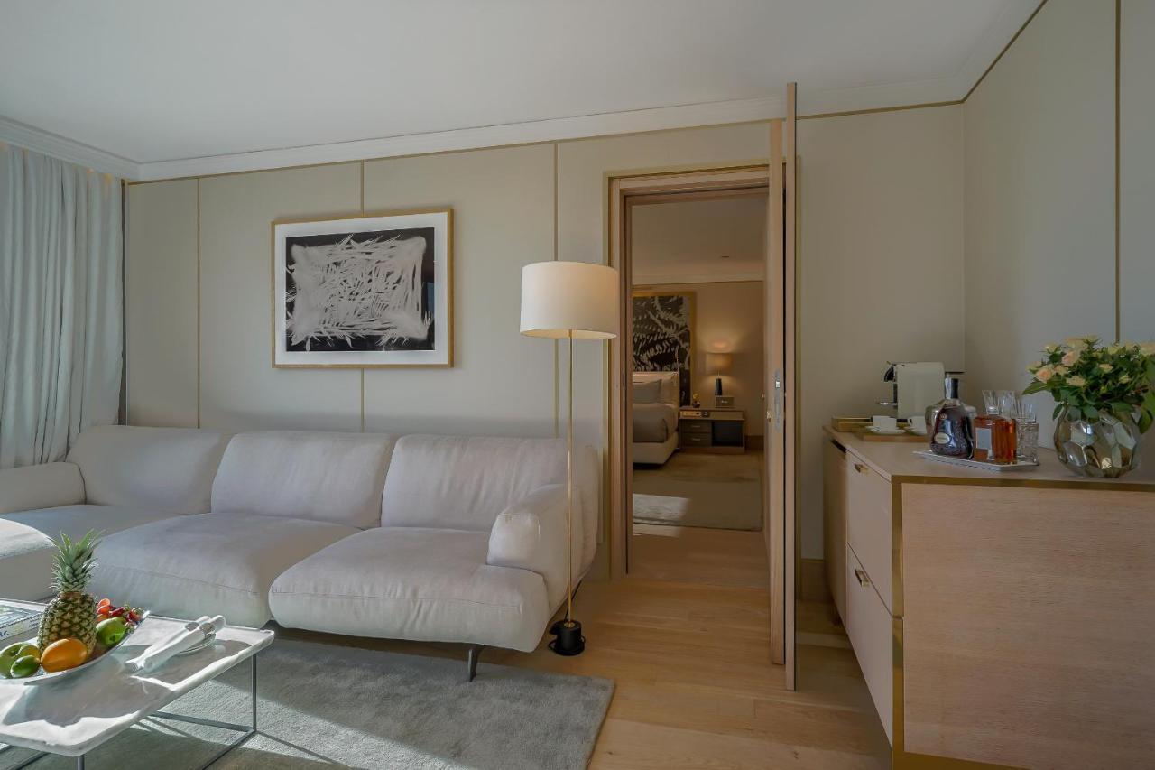 Luxury Suite City View,1227364115:JPEG