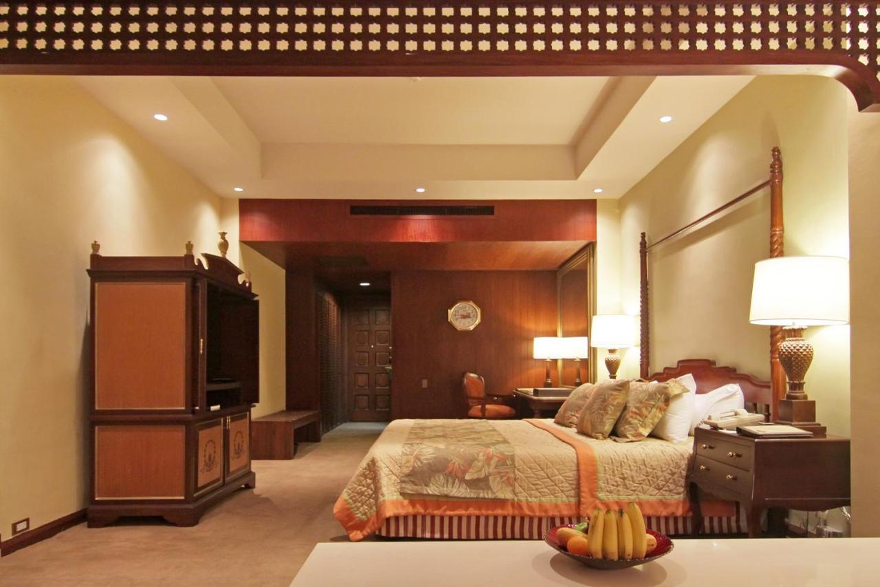 Veranda Suite