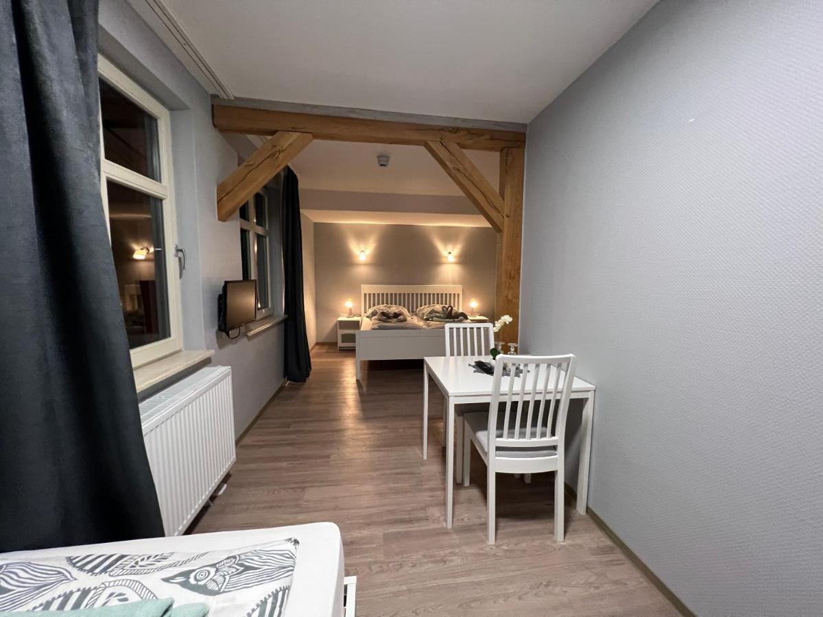 Economy Triple Room
