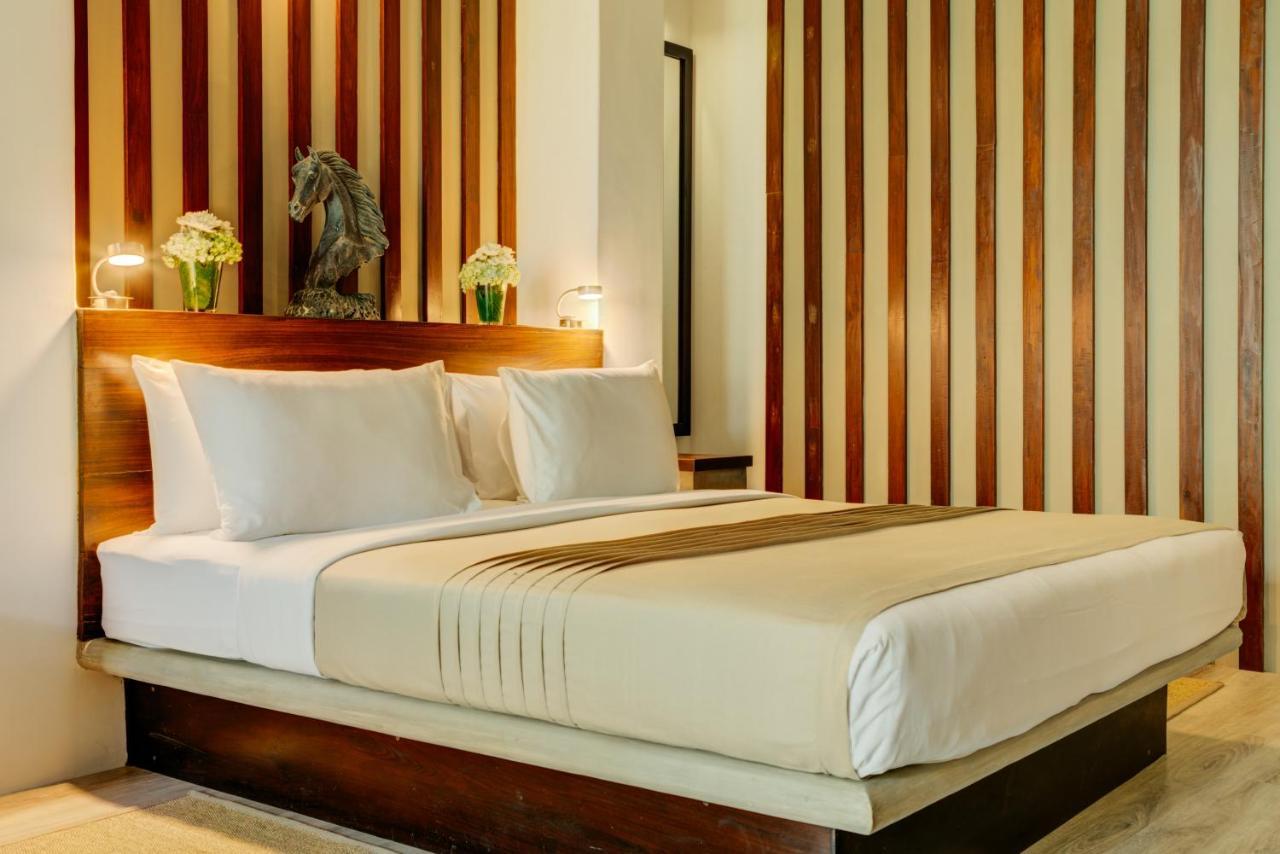 Deluxe King Room Private Courtyard & Sitting Area Early Check & Late Check-out on availability