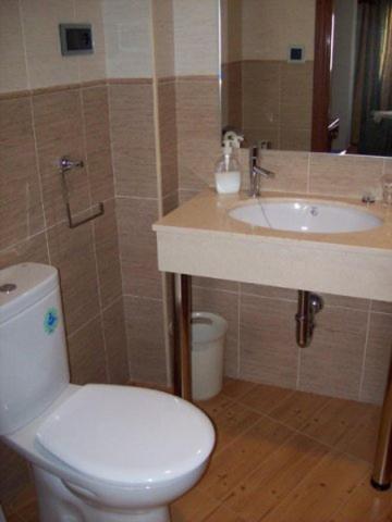 Double Room,115831043:JPEG