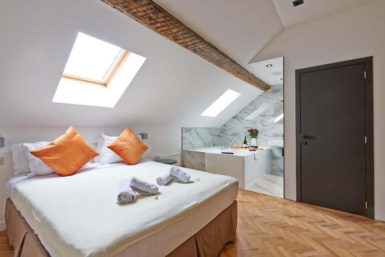 Double Room,1160872581:JPEG