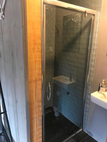 Deluxe Queen Suite