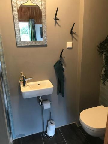 Deluxe Queen Suite