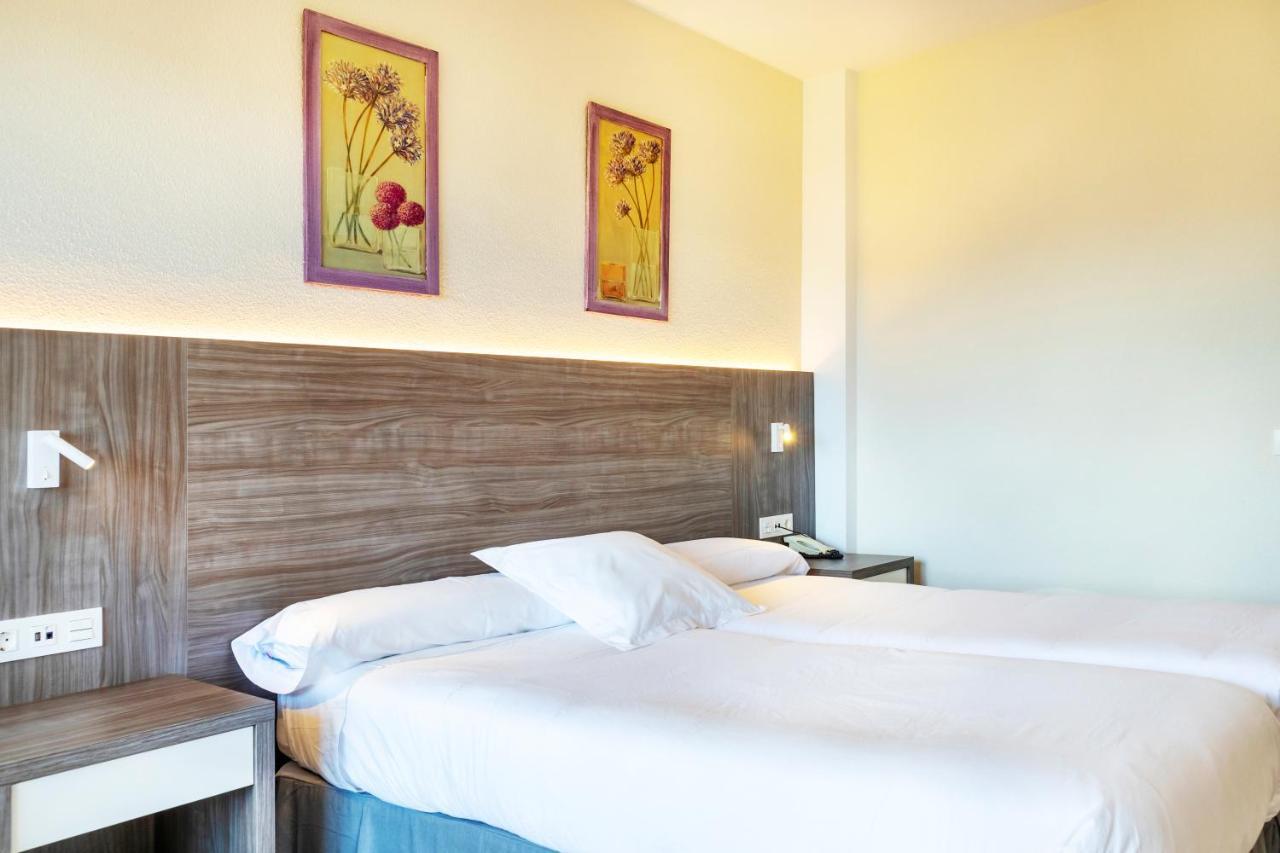Double or Twin Room Terrace