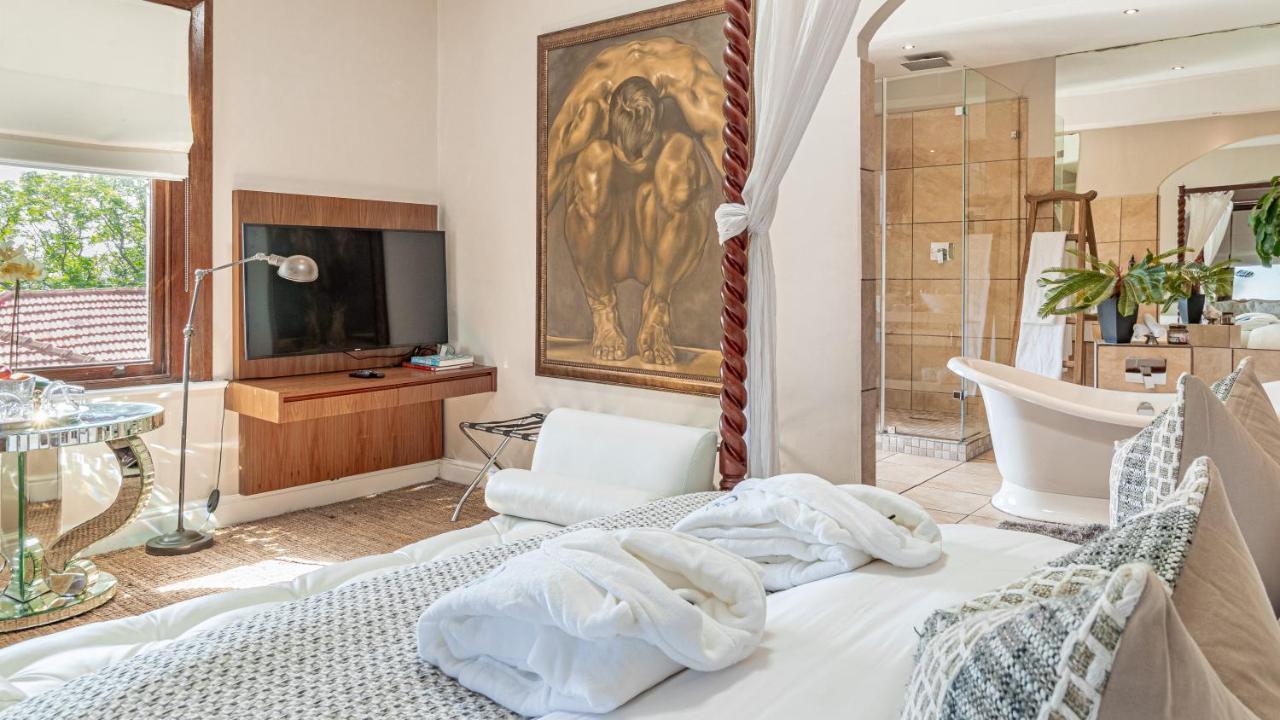 Suite Private Balcony
