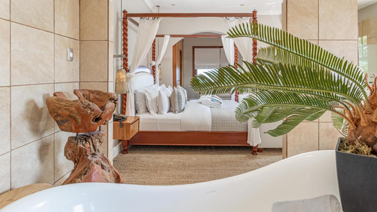 Suite Private Balcony