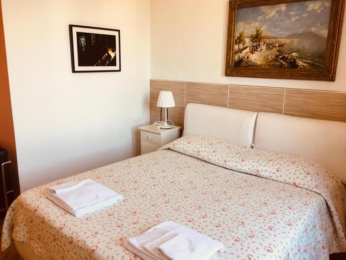 Superior Double Room Lake View Terrace