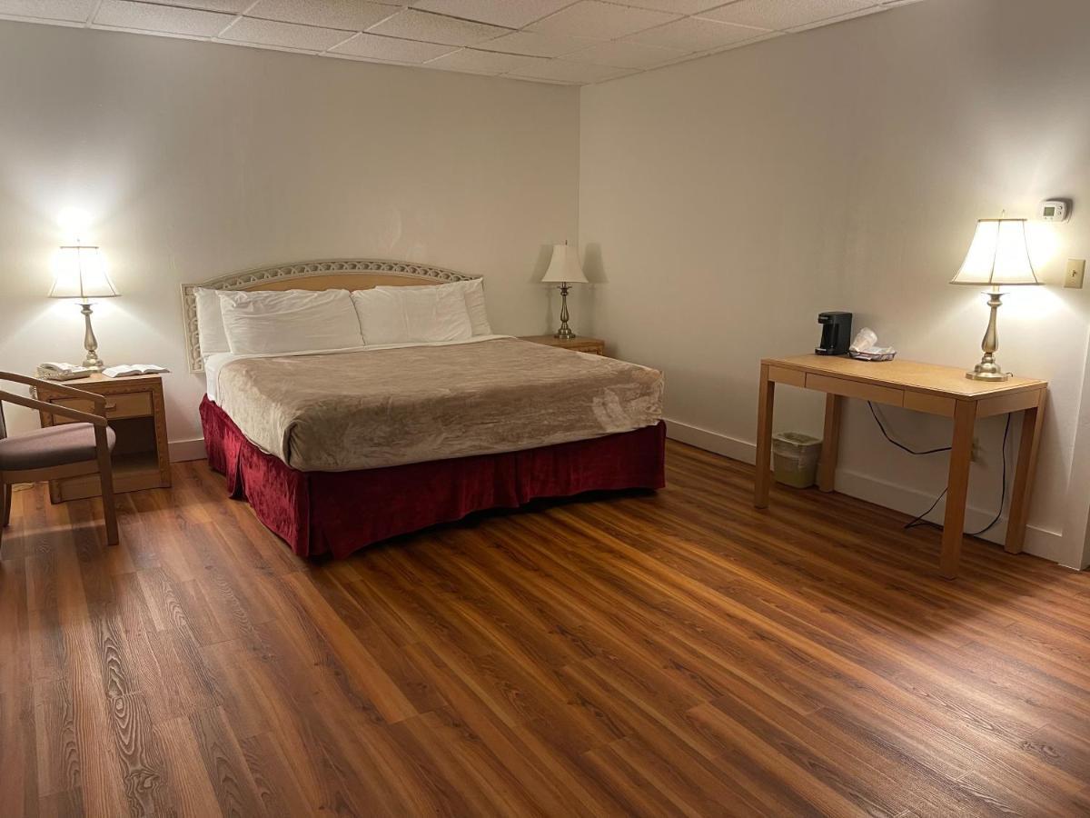 Courtyard Suite