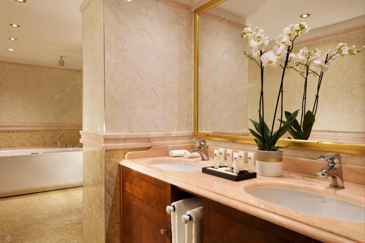 Classic Double or Twin Room