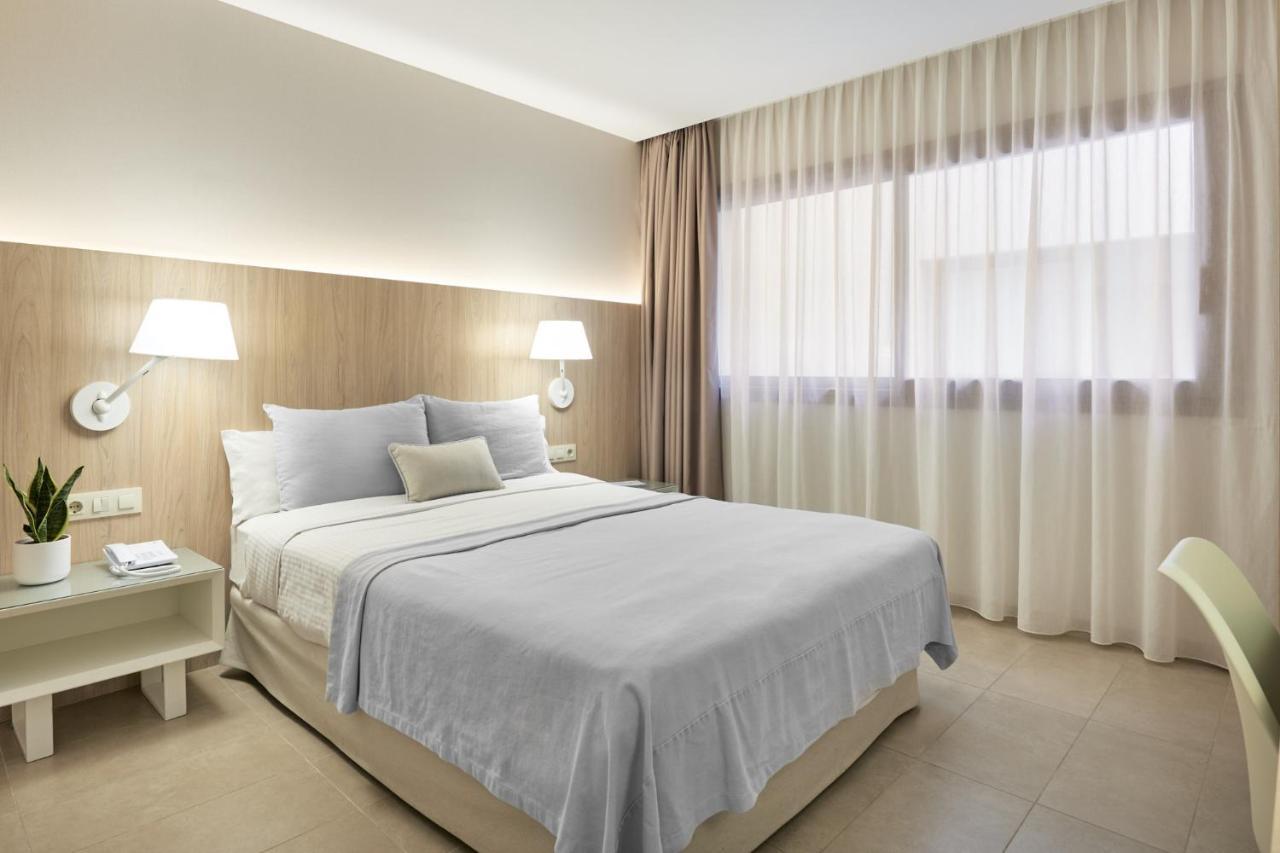Double Room,712127926:JPEG