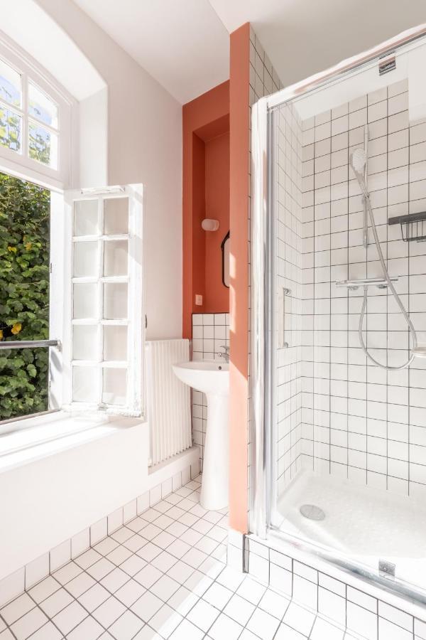 Double Room Private External Bathroom