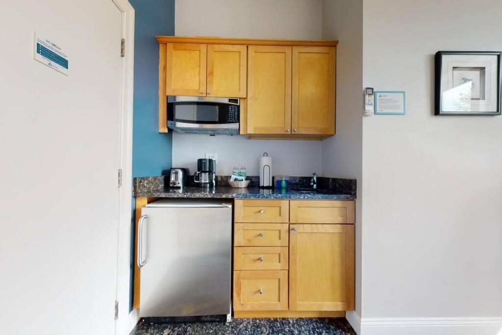 Studio External Private Bathroom