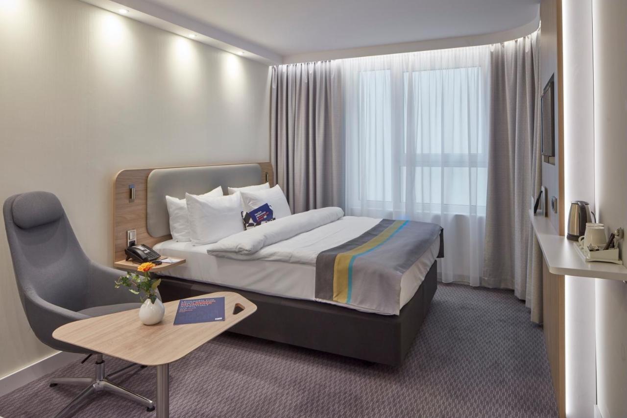 Standard Queen Room,1329933899:JPEG