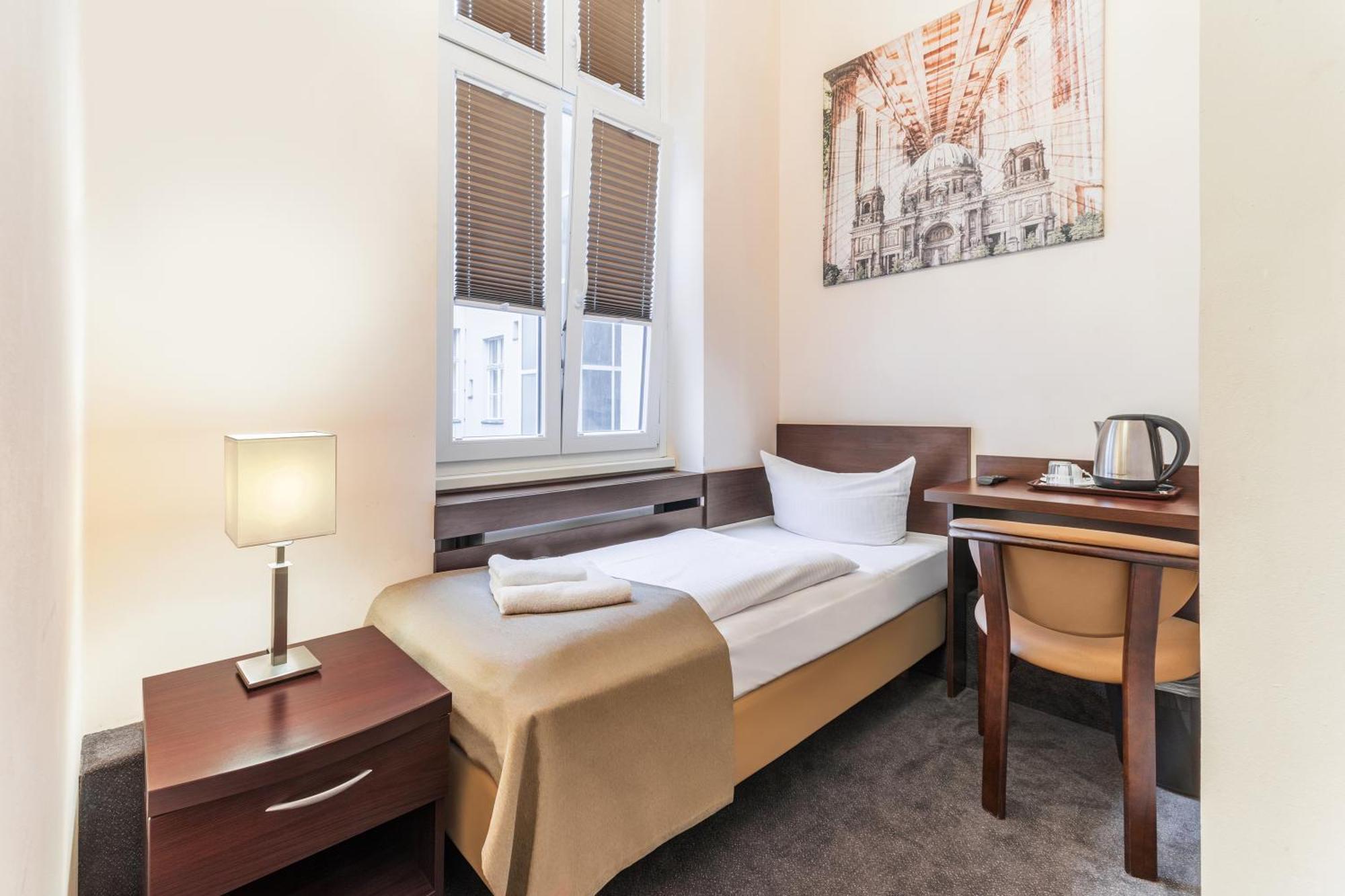 Economy Single Room