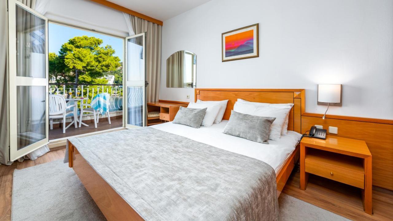 Limited Double or Twin Room Balcony Sea View Half Board,1435743763:JPEG
