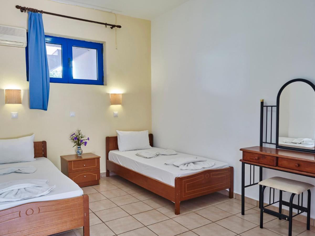 Two-Bedroom Apartment,1398393728:JPEG