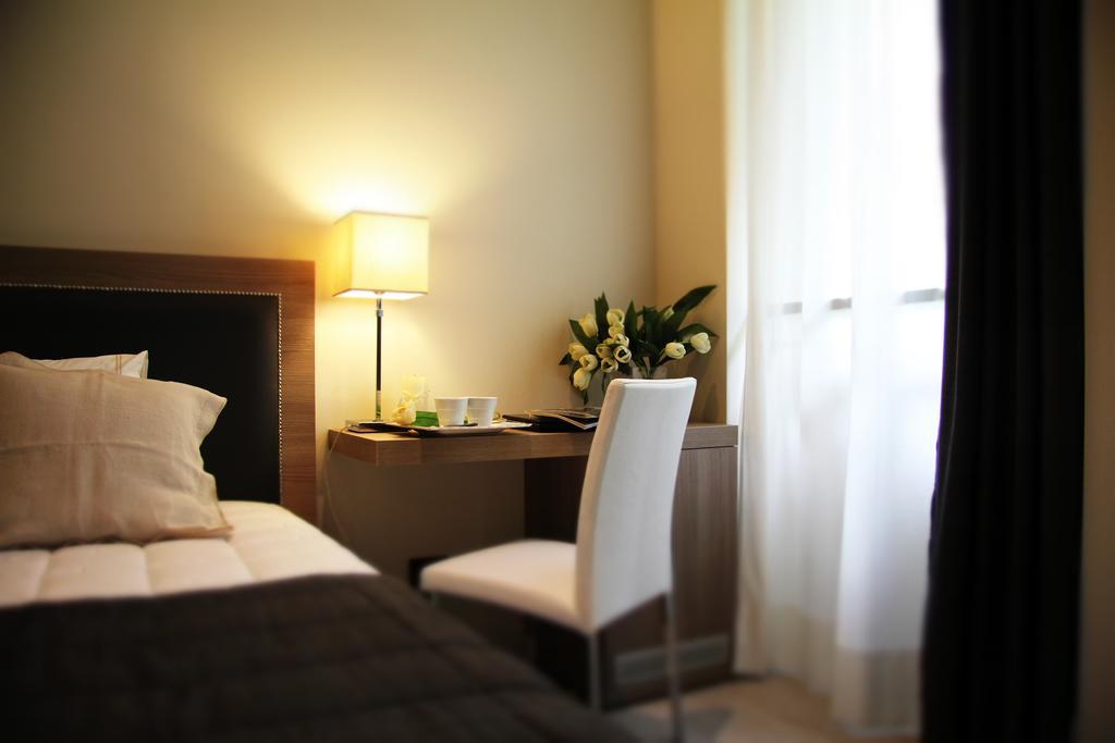 Double Room Small Double Bed