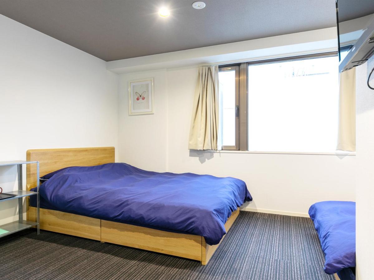 Triple Room Bath tab #601