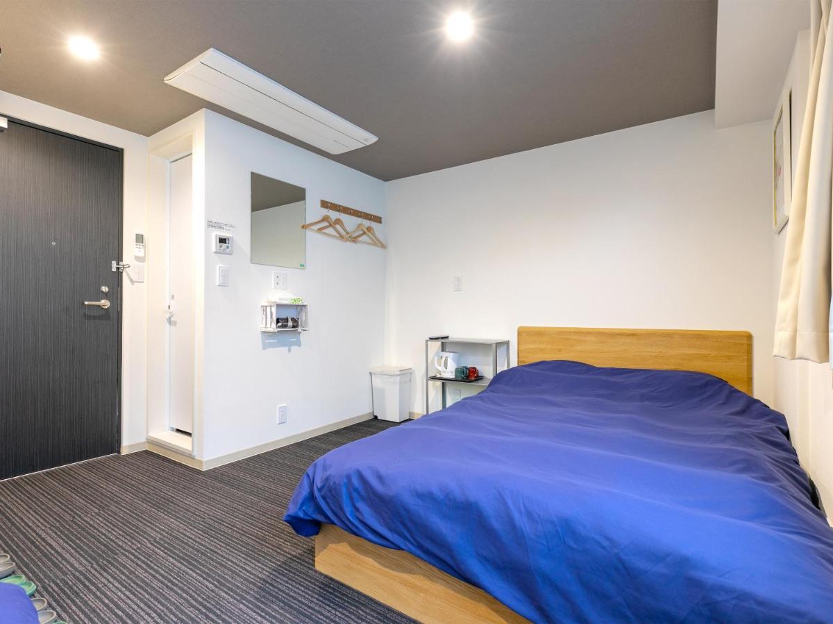 Triple Room Bath tab #601