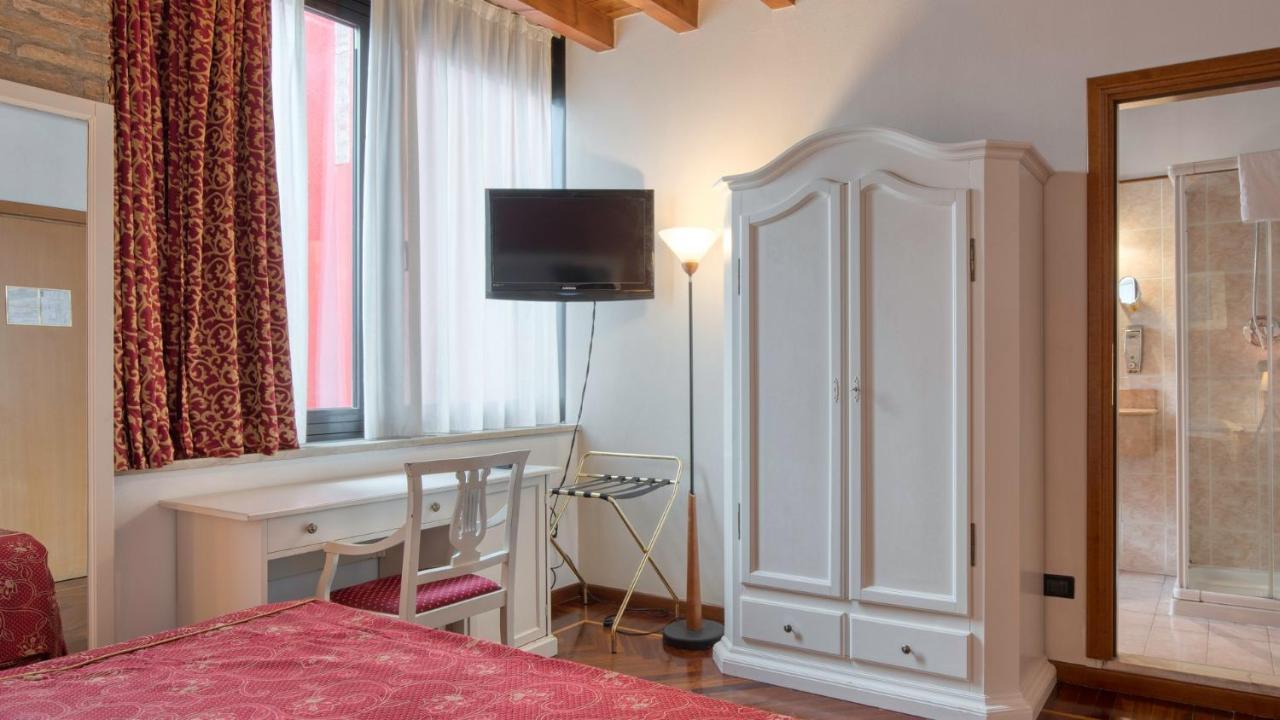 Queen Room,1165448745:JPEG