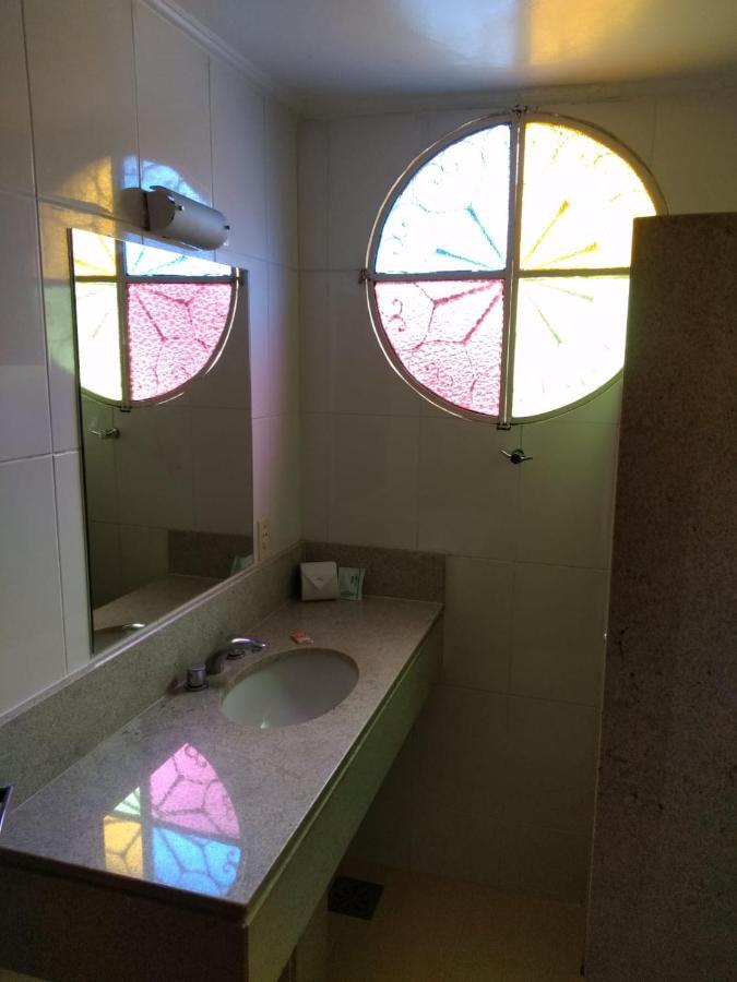 Quarto Econômico Sem Vista
