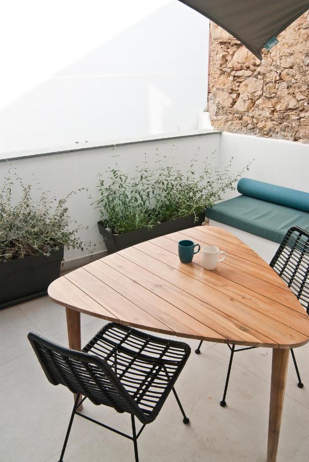 Studio Terrace
