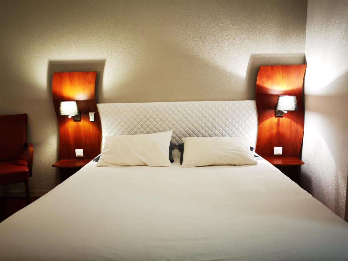 Standard Double Room,1611088412:JPEG