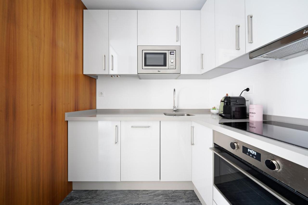 Extra Large Studio Kitchen