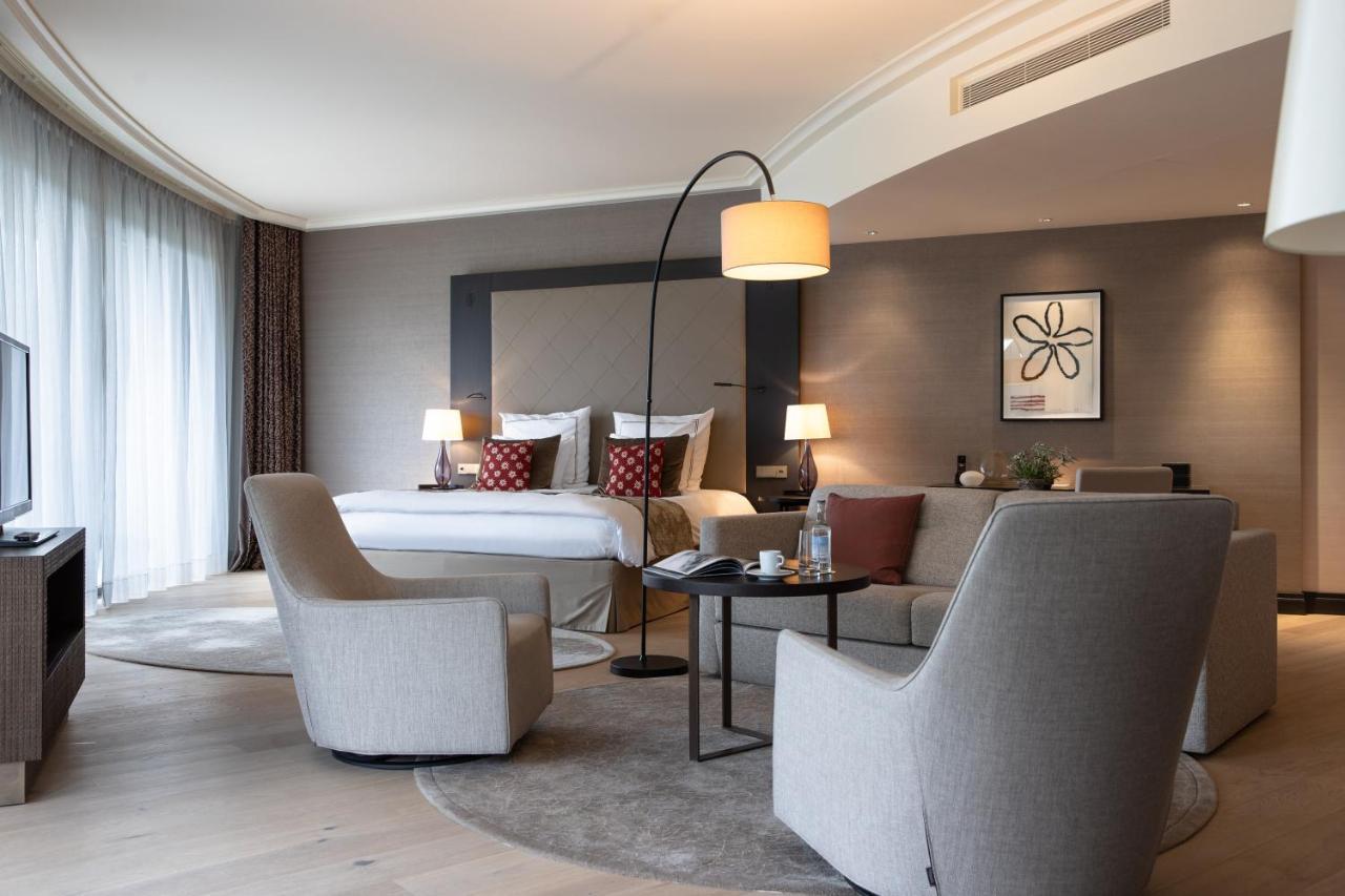 Executive Suite,1165291827:JPEG
