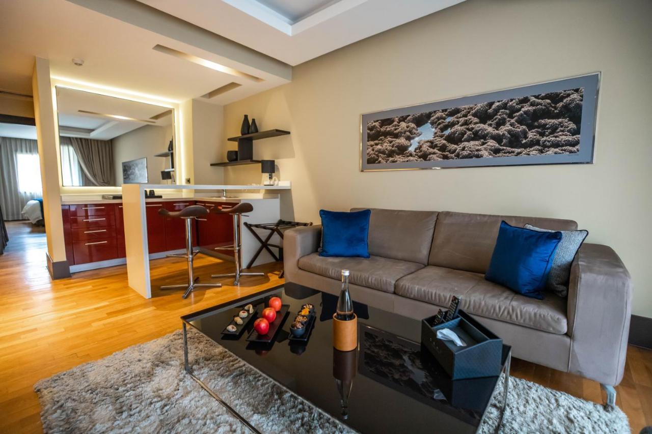 Executive Suite,1168579726:JPEG