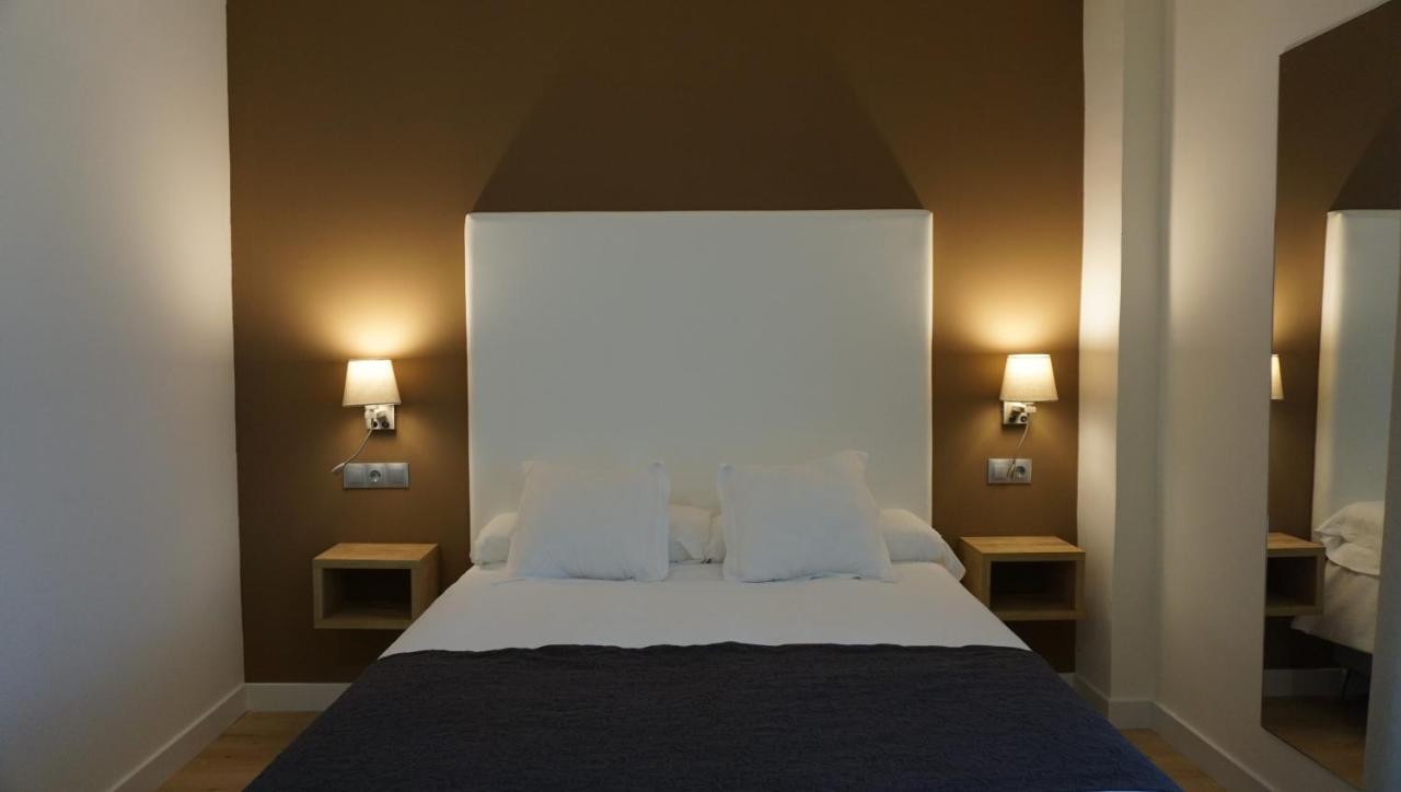 Deluxe Room,1770100774:JPEG