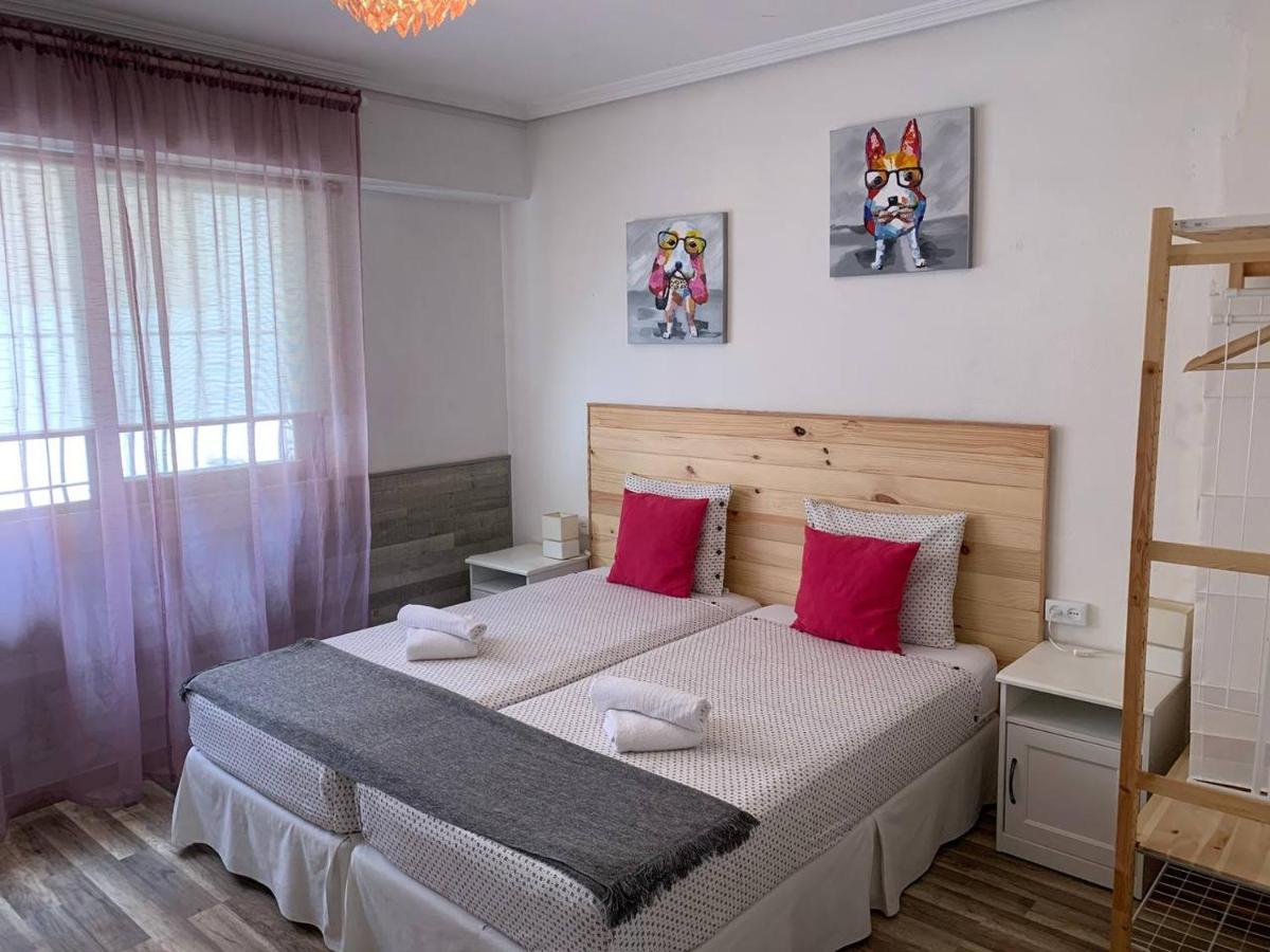 Double or Twin Room Private Bathroom