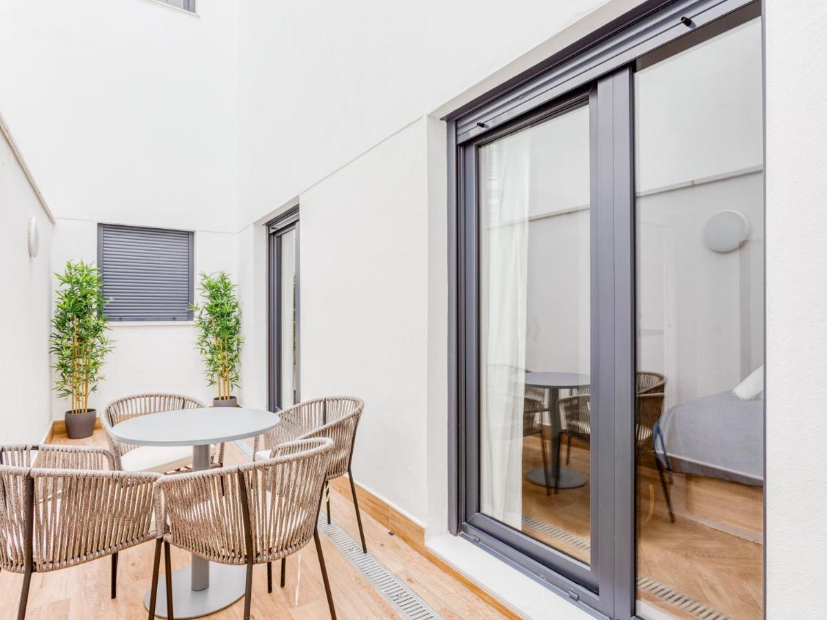 One-Bedroom Apartment Terrace