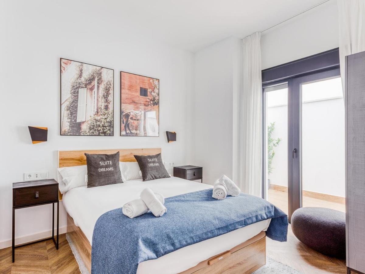 One-Bedroom Apartment Terrace